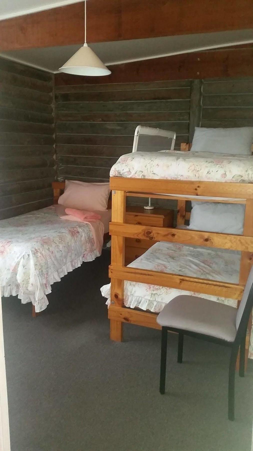 Lazy Acre Log Cabins Лейкс-Ентранс Екстер'єр фото